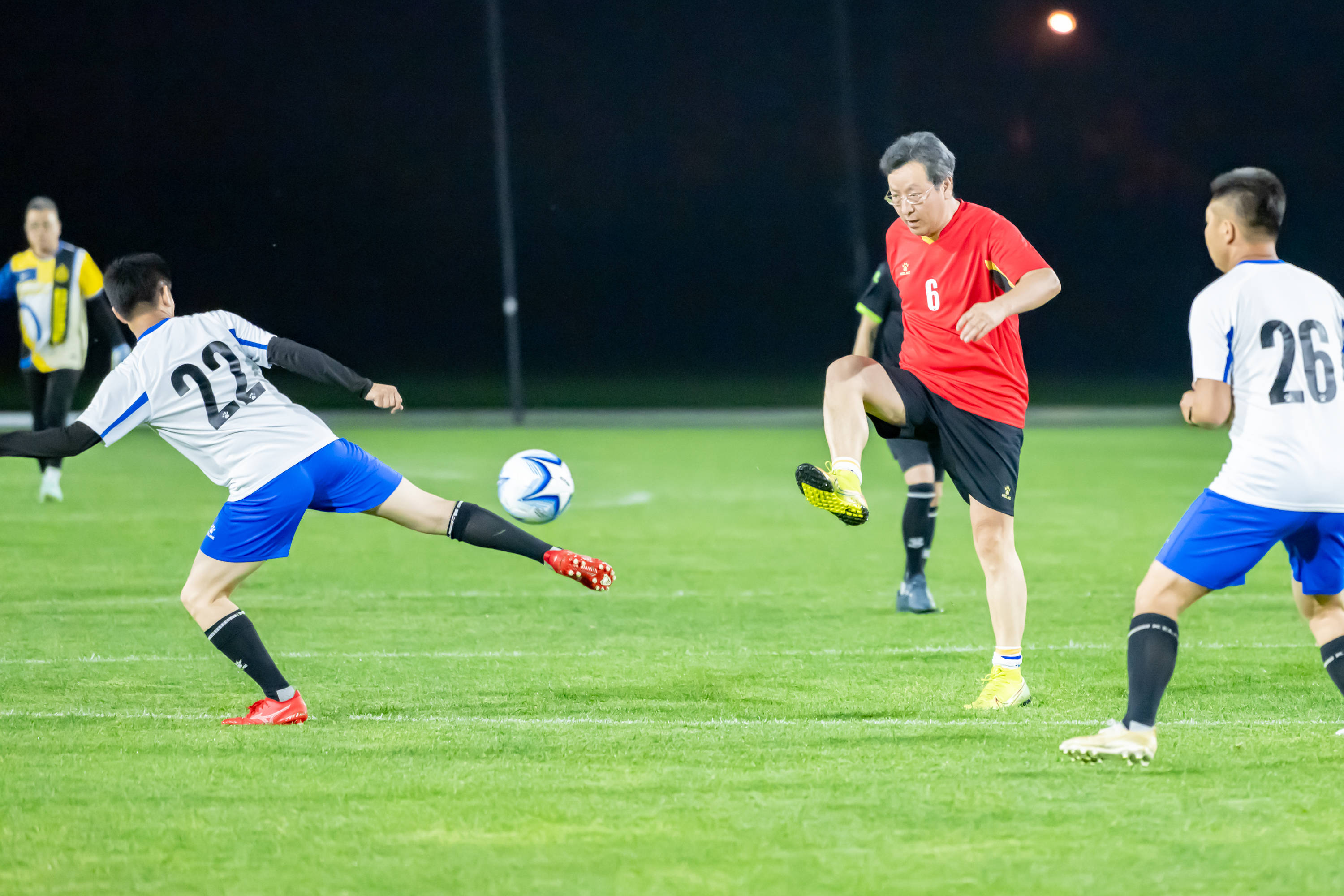 同时在进攻 同时在进攻