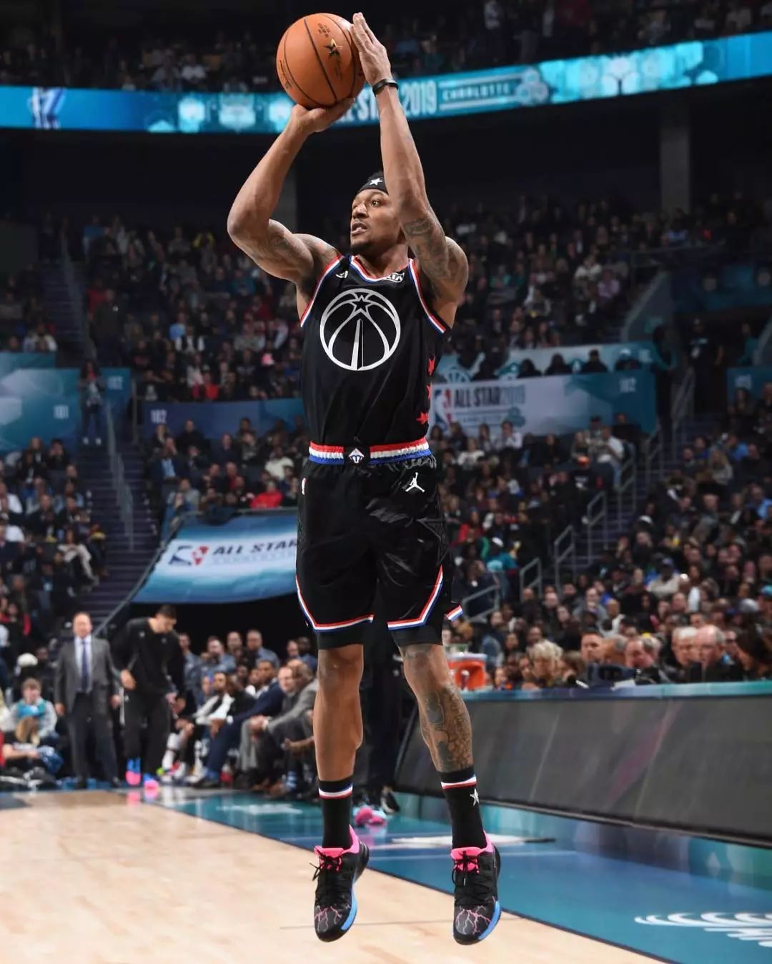 战赫罗纳 战赫罗纳